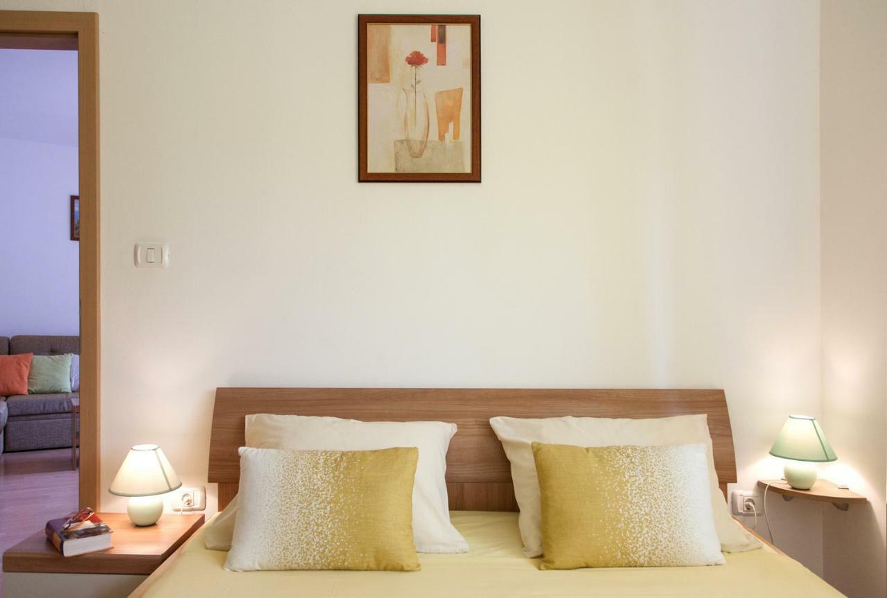 Apartment Helga Liznjan Luaran gambar