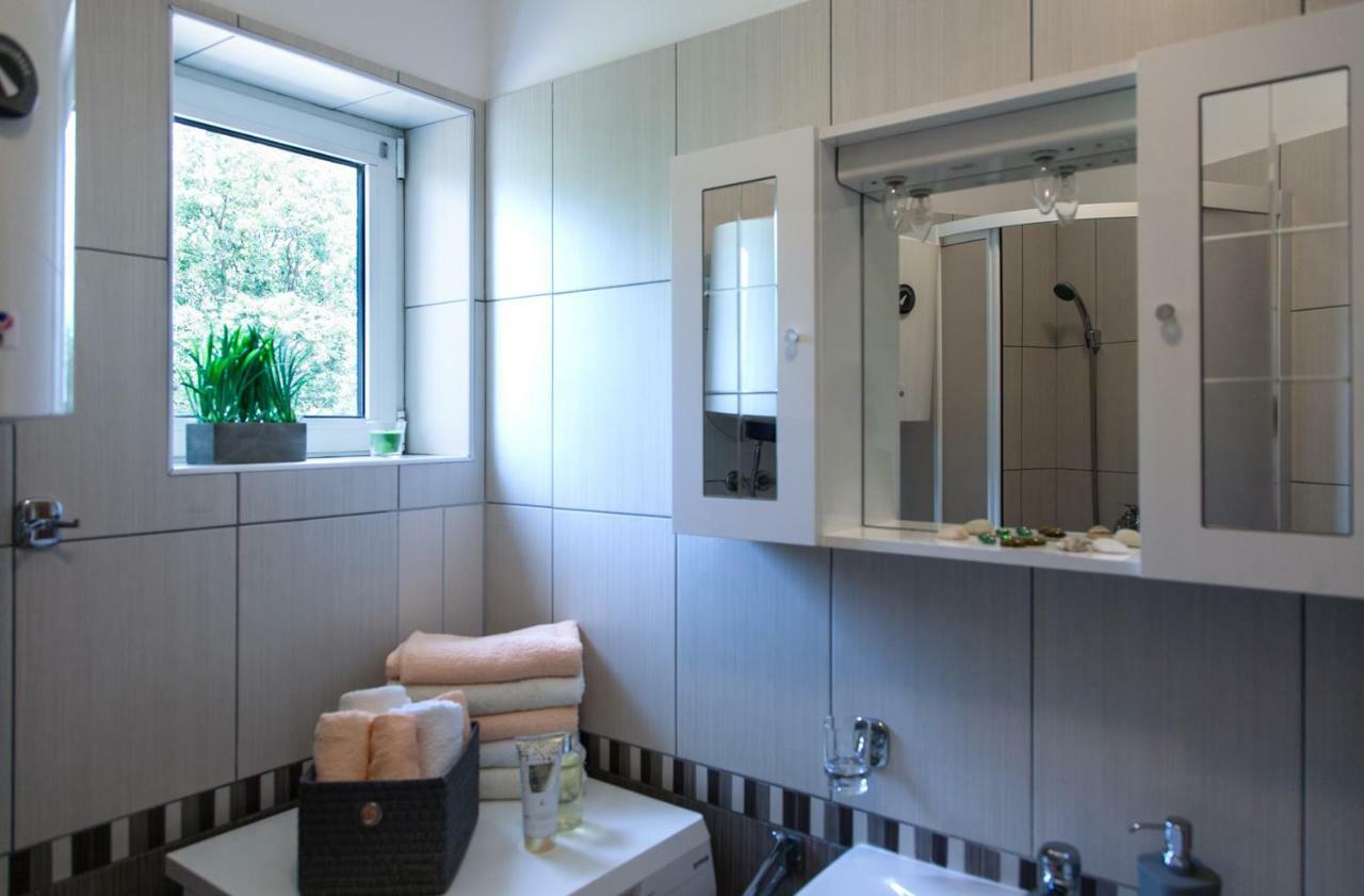 Apartment Helga Liznjan Luaran gambar
